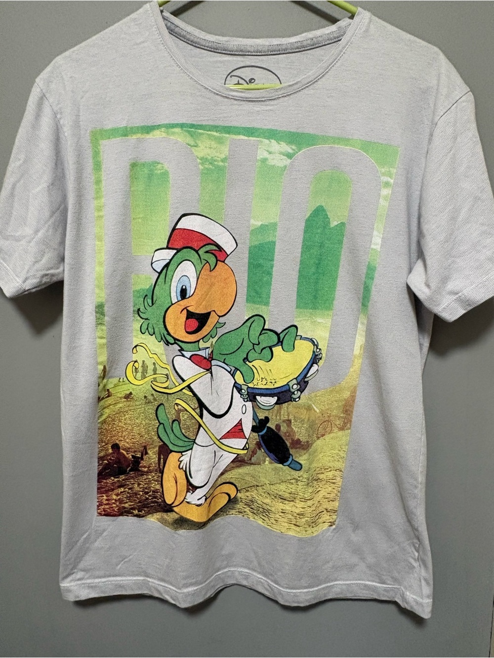 Disney José Carioca Rio de Janeiro Graphic T-Shirt Men’s Medium